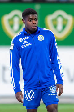 Sundsvalls Gray Hoffman innan fotbollsmatchen i Superettan