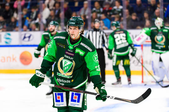 Färjestads Albert Johansson deppar