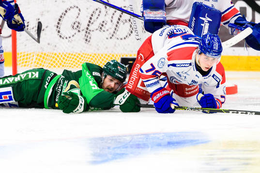 Färjestads Linus Johansson och Oskarshamns Emil Martinsen