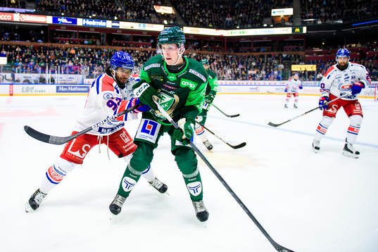 Oskarshamns Cameron Brace och Färjestads Carl Jakobsson