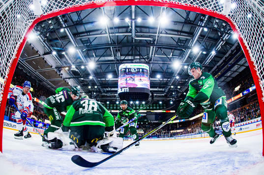 Oskarshamns Johan Johnsson och Färjestads Adam Ginning