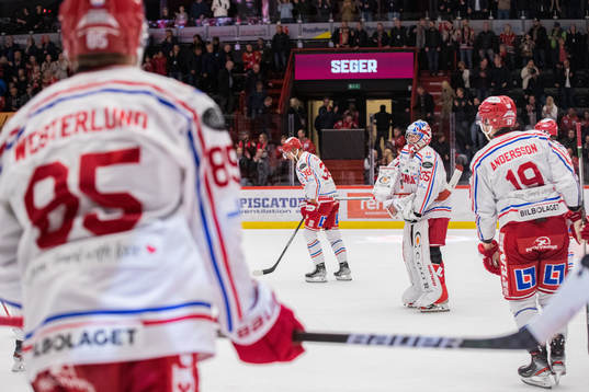 Timrås målvakt Sami Rajaniemi deppar