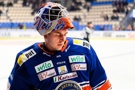 Växjös målvakt Janis Kalnins deppar