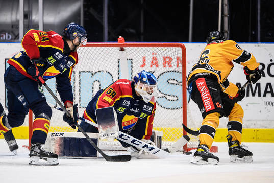 Luleås Pontus Andreasson gör 0-3 på Djurgårdens