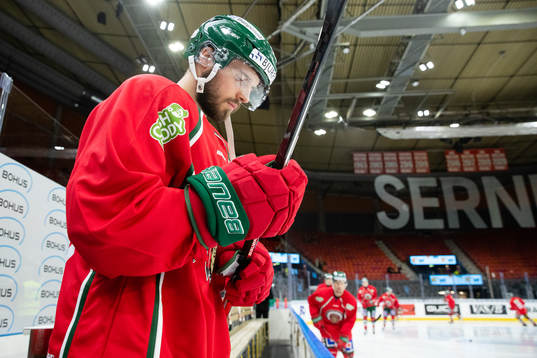 Frölundas Michael Spacek innan ishockeymatchen i SHL