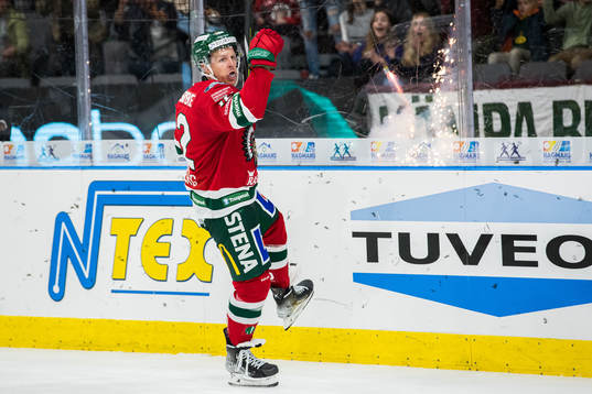 Frölundas Max Friberg jublar