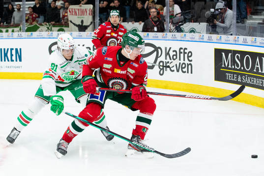 Rögles Adam Tambellini och Frölundas Elmer Söderblom