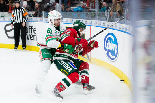 Rögles Ludvig Larsson och Frölundas Patrik Carlsson