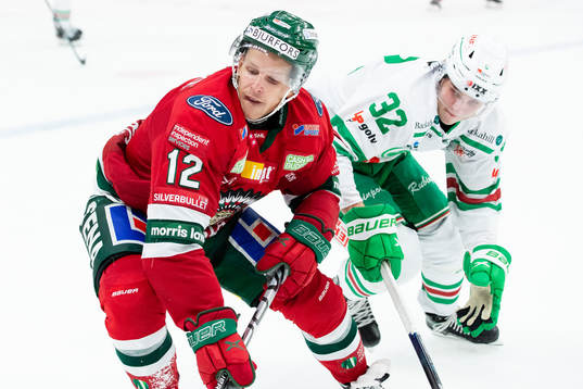 Frölundas Max Friberg och Rögles Oskar Hassel