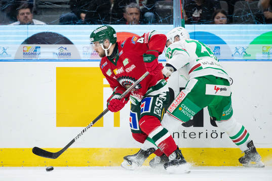Frölundas Michael Spacek och Rögles Anton Bengtsson