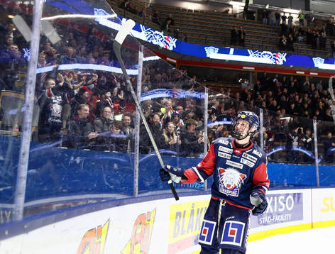 Linköpings Filip Bystedt jublar