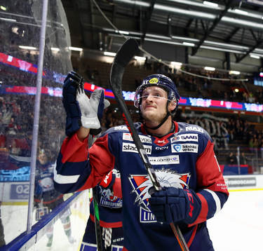Linköpings Henrik Törnqvist jublar
