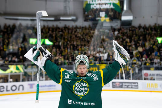 Björklövens målvakt Claes Endre