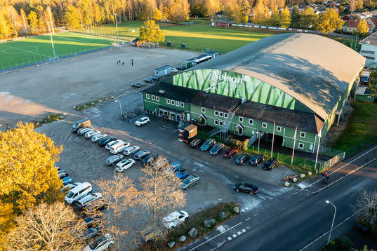 Exteriör vy av Nelson garden arena före ishockeymatchen i