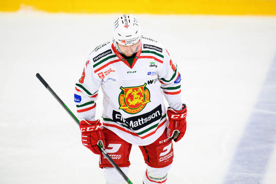 Moras Axel Bergkvist deppar