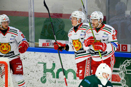 Moras Johan Persson jublar