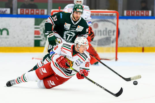 Moras Isac Heens faller