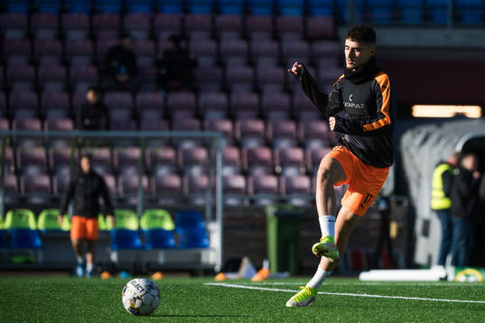 AFC Eskilstunas Ismet Lushaku innan fotbollsmatchen i