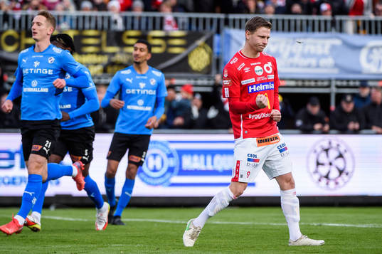 Degerfors Johan Bertilsson jublar