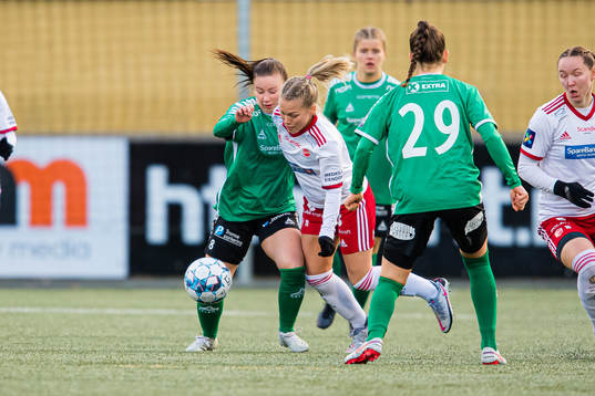 Kathrine Pleym of Fløya and Lotte Fikseth Fossem of Medkila