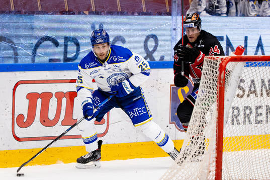 Leksands Carter Camper och Örebros Jani Lajunenunder