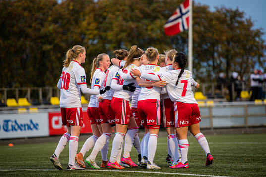 Miriam Vilnes Mjåset of Medkila celebrates