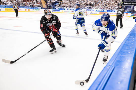 Örebros Linus Öberg  och Leksands Patrik Norén
