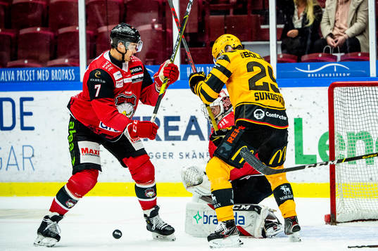 Malmö Redhawks Oliver Lauridsen och målvakt Daniel