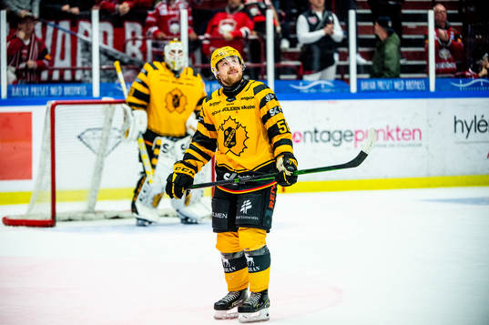 Skellefteås Oskar Nilsson deppar