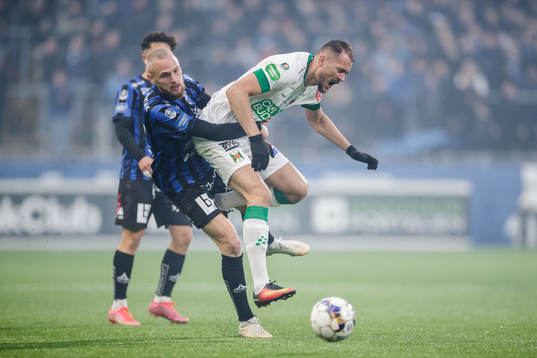 Sirius Adam Ståhl och Varbergs Albert Ejupi