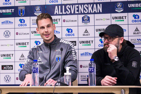 Sirius tränare Daniel Bäckström och Varbergs tränare