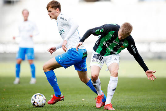 Värnamos Oscar Uddenäs och GAIS Viktor Alexandersson