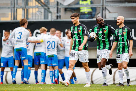 Bläddra bland fler bilder av Fotboll, Superettan, GAIS - Värnamo