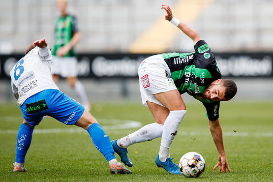 Värnamos William Kenndal och GAIS Malkolm Moenza