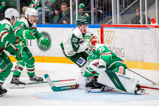 Färjestads Joakim Nygård och Rögles Tony Sund