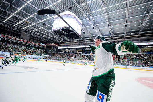 Färjestads Gustav Rydahl har ont