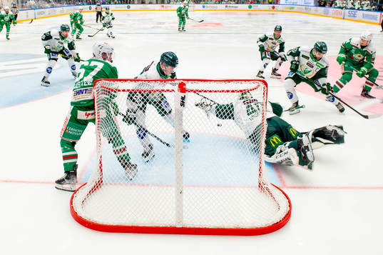 Färjestads målvakt Henrik Haukeland