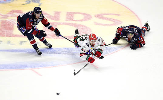 Linköpings Henrik Törnqvist och Eddie Larsson samt