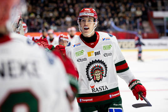 Frölundas Simon Edvinsson jublar