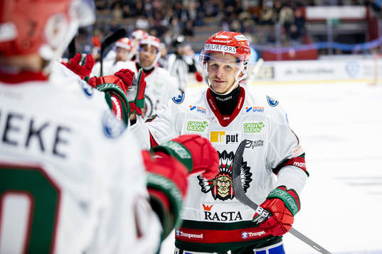 Frölundas Max Friberg jublar