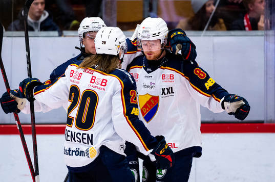 Djurgårdens Linus Arnesson jublar
