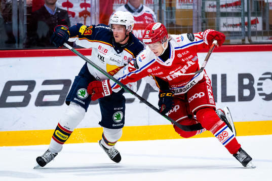 Djurgårdens Rasmus Bengtsson och Timrås Erik Walli