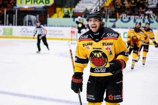 Luleås Oscar Engsund jublar