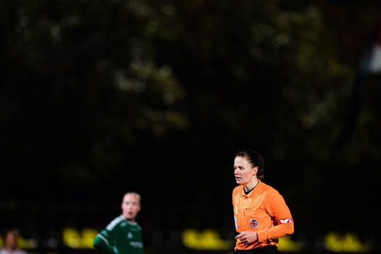 Cecilie Frøyland, referee