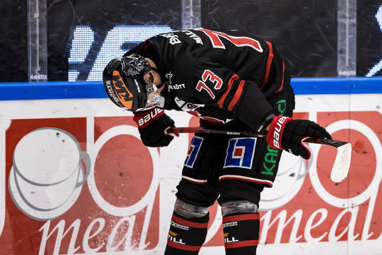 Örebros Oliver Eklind deppar