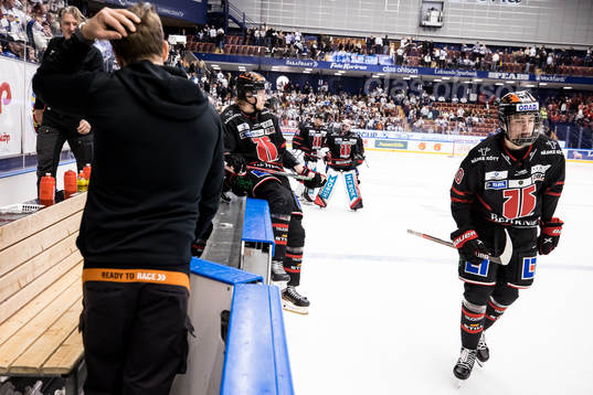 Örebros Leo Carlsson deppar