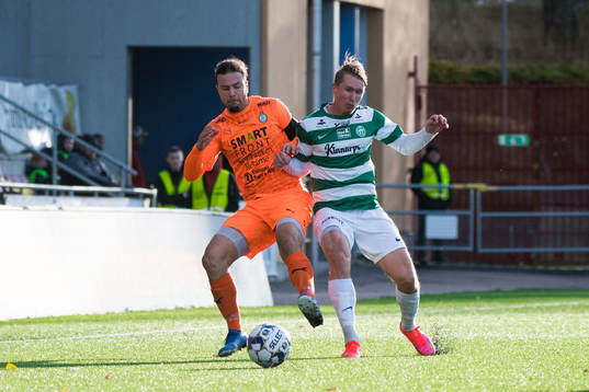 AFC Eskilstunas Abdelkarim Mammar Chaouche och Västerås