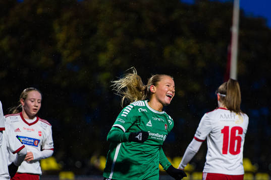 Sandra Rebecca Nikolaisen Simonsen of Fløya celebrates