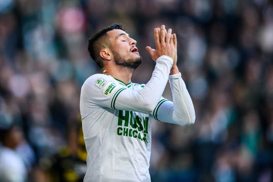 Hammarbys Astrit Selmani deppar