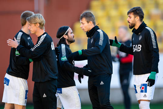 Brages spelare före fotbollsmatchen i Superettan mellan